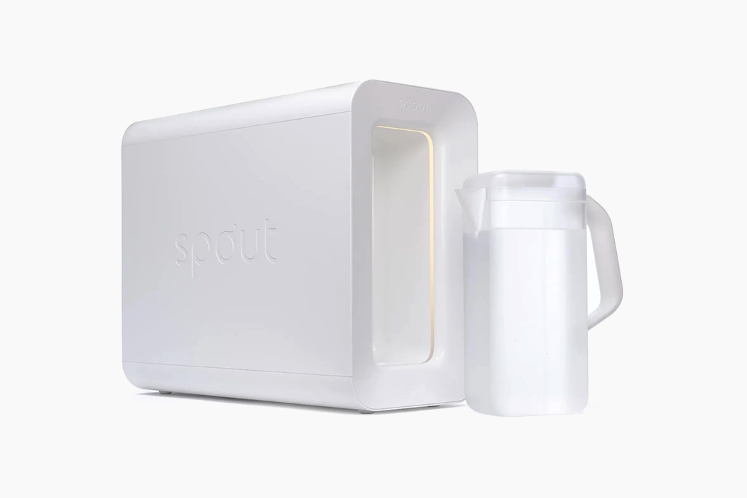 TopListMagazine's tweet image. #Spout’s Countertop Device Turns Air Into Purified Water