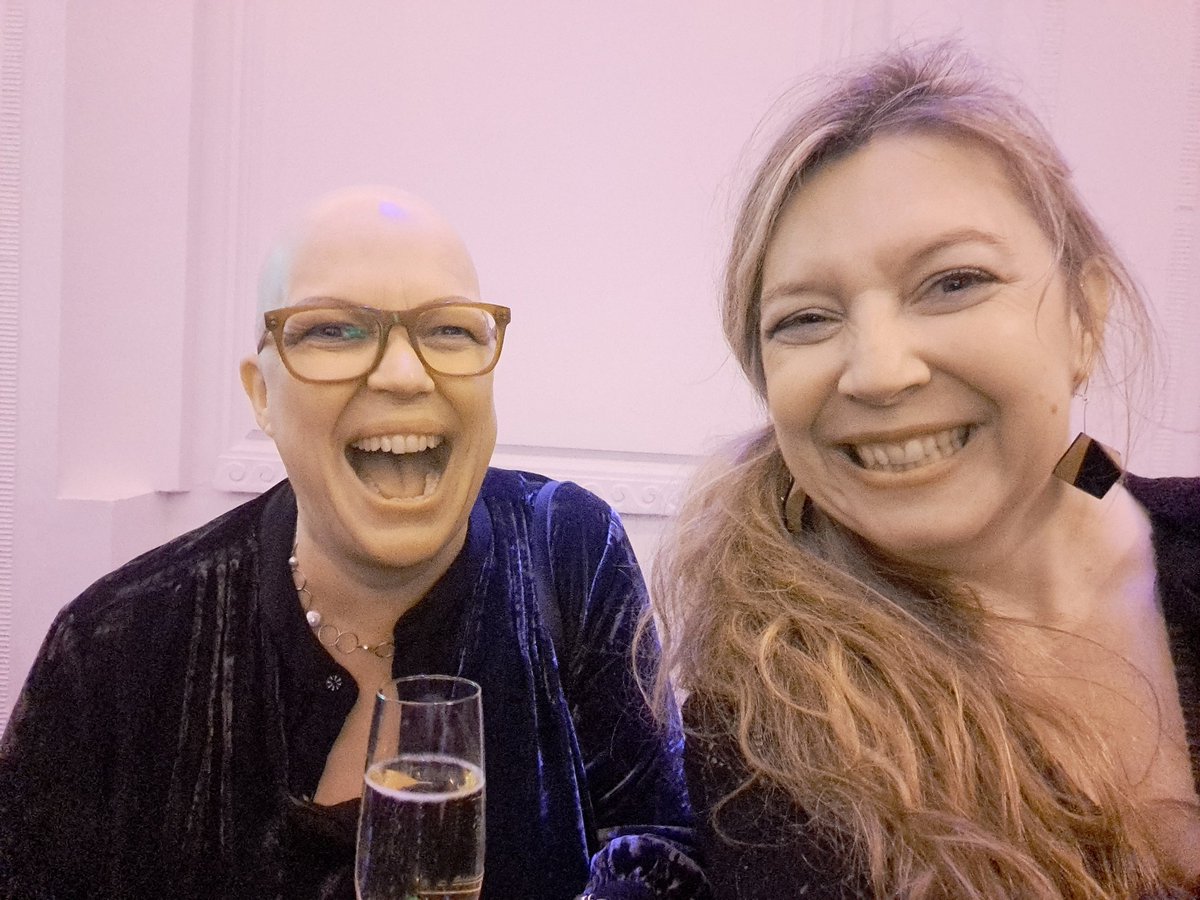 makedoandSEND's tweet image. So grateful to be shortlisted as a finalist in the new #SectorSupport category for @MandHShow. Highlight of my day was finally meeting this amazing human @AnnaPreedy in person. Anna, you are incredible in all you do to organise this exhibition event and awards ceremony 😍🤩 xx