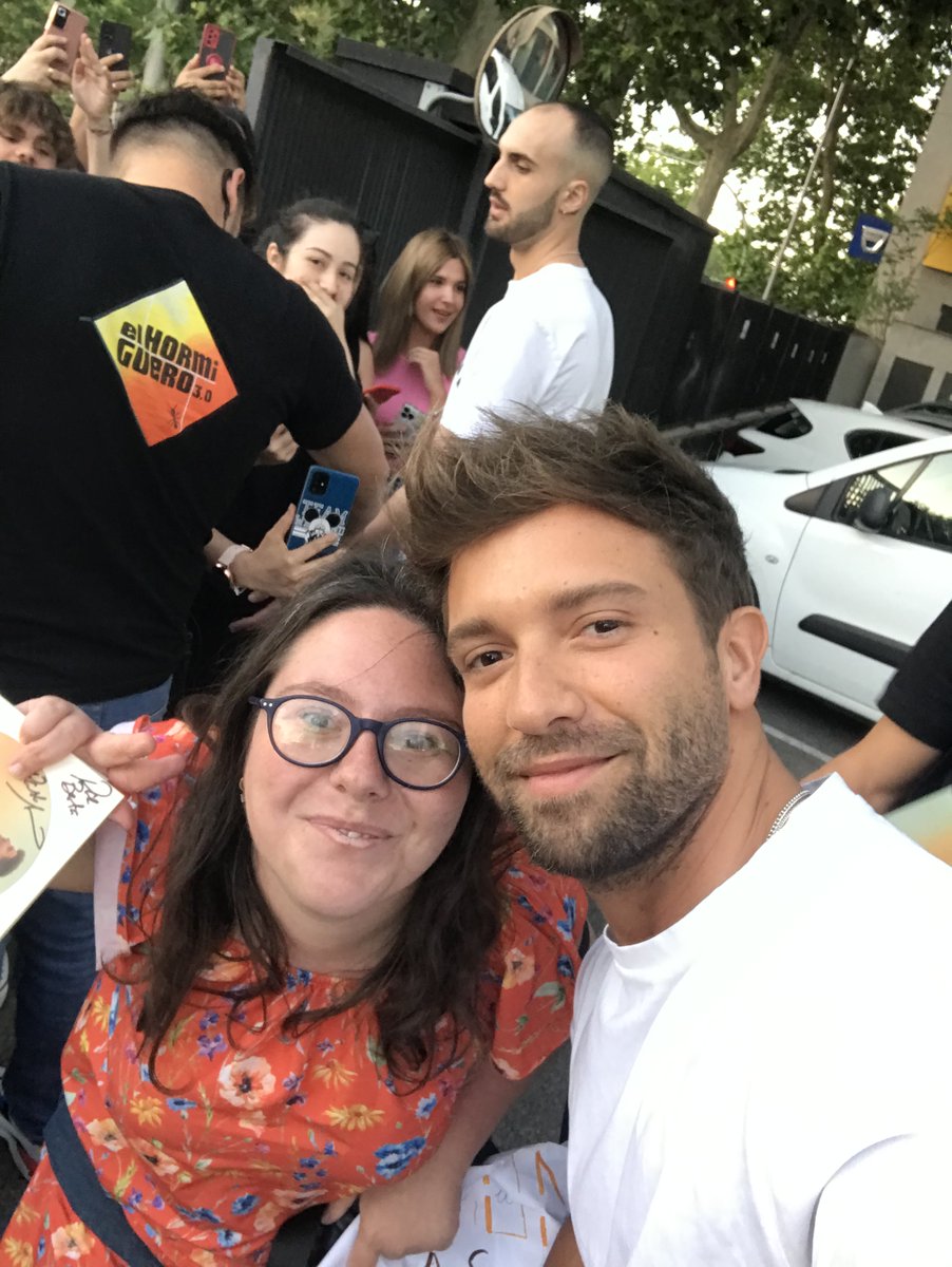 pharmatonks's tweet photo. i really cannot believe it happened, this is absolutely  one of the best moments of my life🥹 thank u so so  so much @pabloalboran ❤️🇪🇸 https://t.co/ABPic3ojHt
