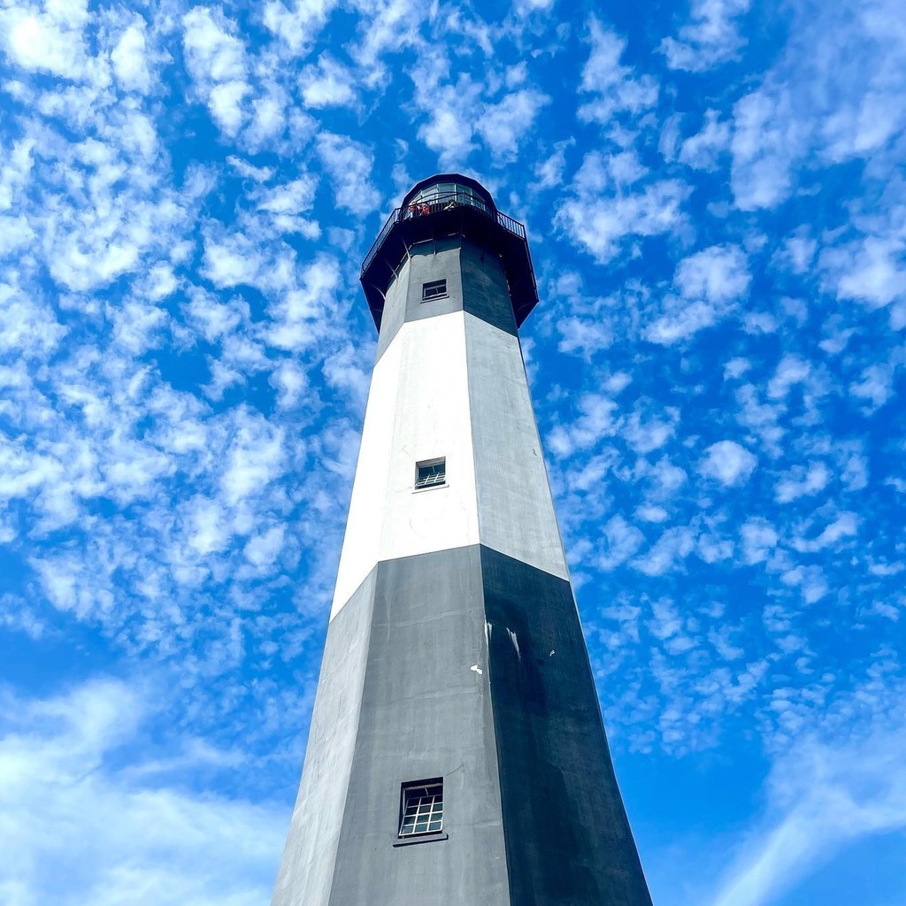 Feeling blue? Come to Tybee and let our Island wash your worries away. 🌊💙 #VisitTybee 📸 [@latrvler] . . . #Chasinglighthousese #lighthouselover #bluesky #Explore #tybeeisland #TravelGoals #tybeebeach #savannahsbeach #tybeeislandbeach #exploregeorgia #vacayvibes