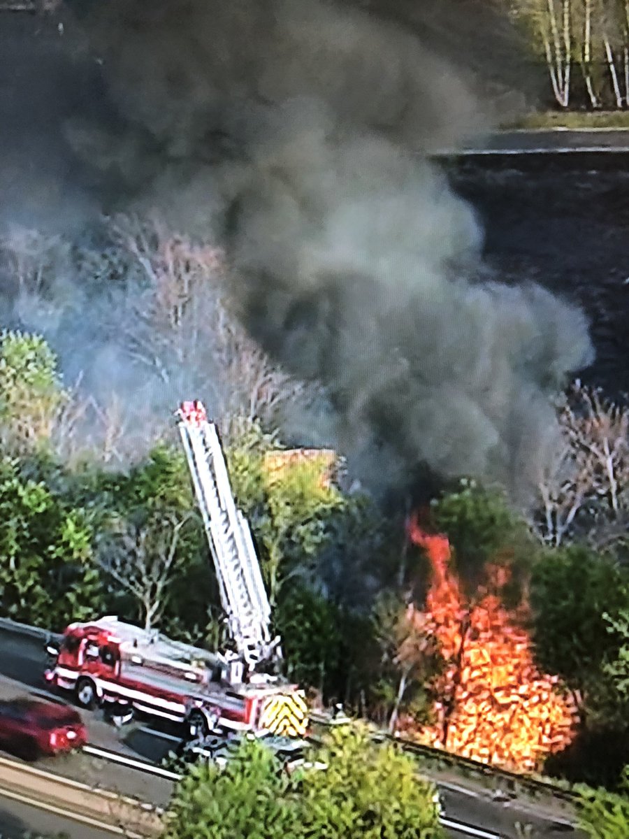 Monica Madeja NBC10 Boston on Twitter "NOW Very large fire in Everett near Rt 16/Revere Beach