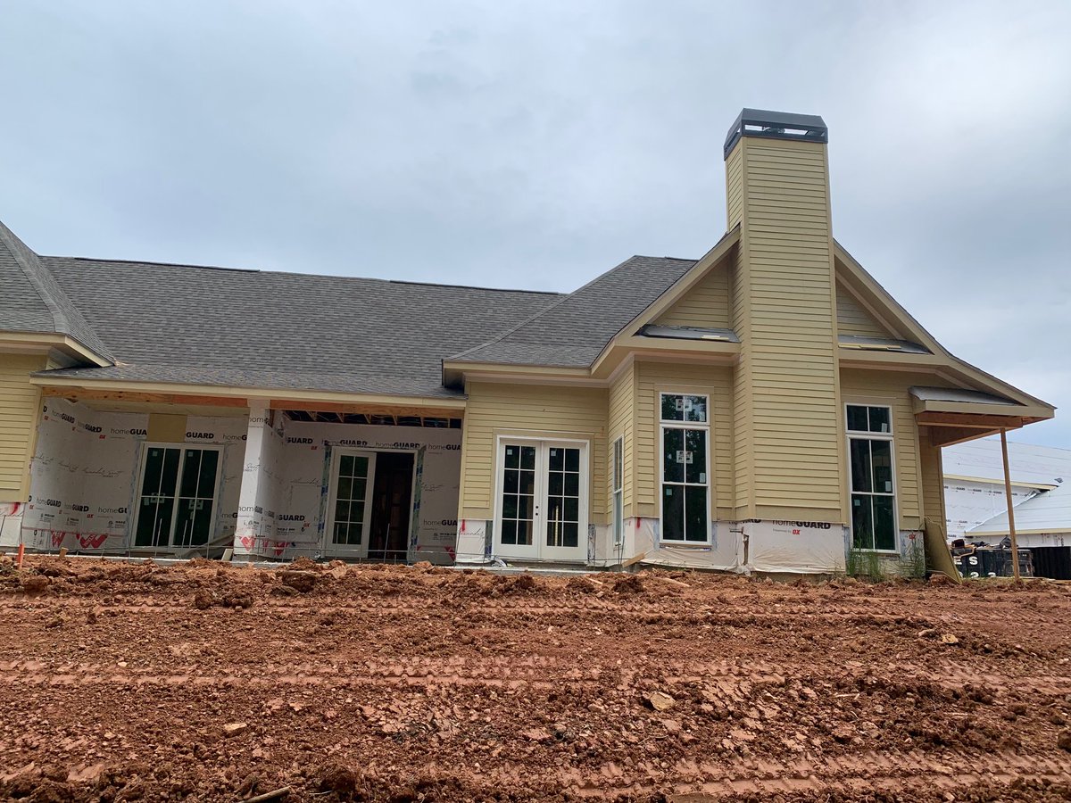 RynRobrtsRealtr's tweet photo. There’s a lot happening at @dawsoncornerau! 🏘🔨

🏡 Check out some of the #progress being made at The Villas at Dawson Corner. From #framing and #windows to #siding and #roofing, it is coming together nicely!

💻 Visit https://t.co/31VBoB7wG4 to learn more. https://t.co/cXCxMieqLR