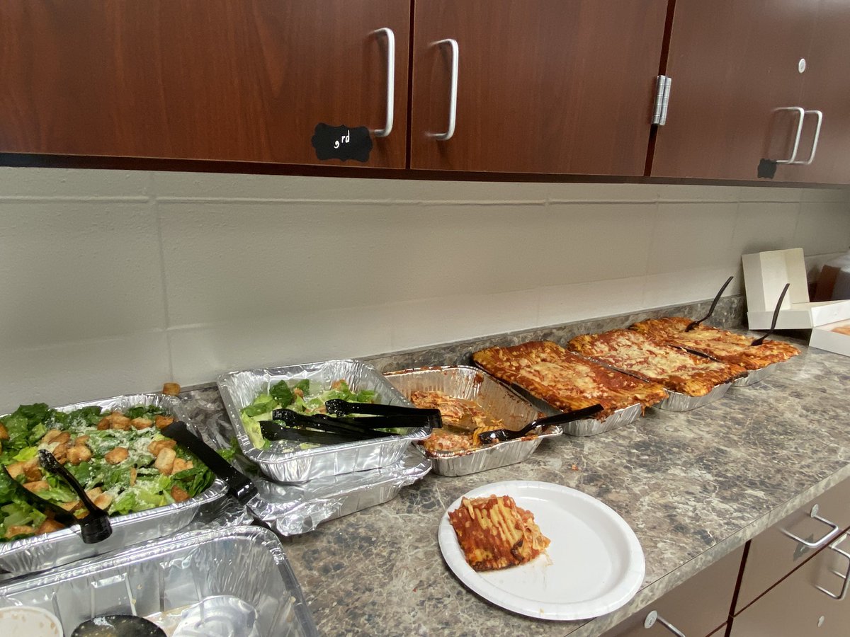 Ms. Corn tweet media