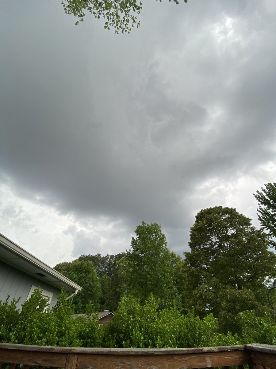 Brittyarb's tweet image. It's about to storm here in harvest. #weather #radaromega #panoramicview #bradtravis