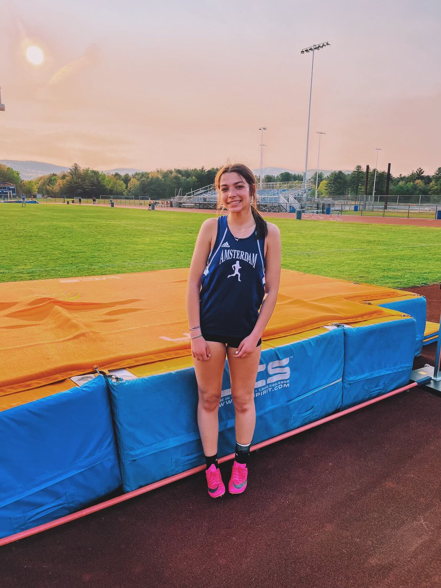 Congratulations to Kayla Douglas of ⁦<a href="/AmsterdamTF_XC/">Amsterdam Rams Track</a>⁩ who won the high jump today and hit the qualifying standard for the NYS Qualifier Meet with a jump of 4-10!