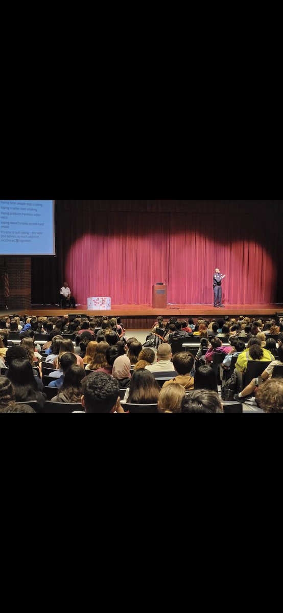 Huge Shoutout to @SheriffFagan and @douglasdudash thanks for allowing me to spread #RelationalPolicing @houstonpolice during the Anti-Vaping Assembly at Cinco Ranch HS #OCA #Spreadingtheword