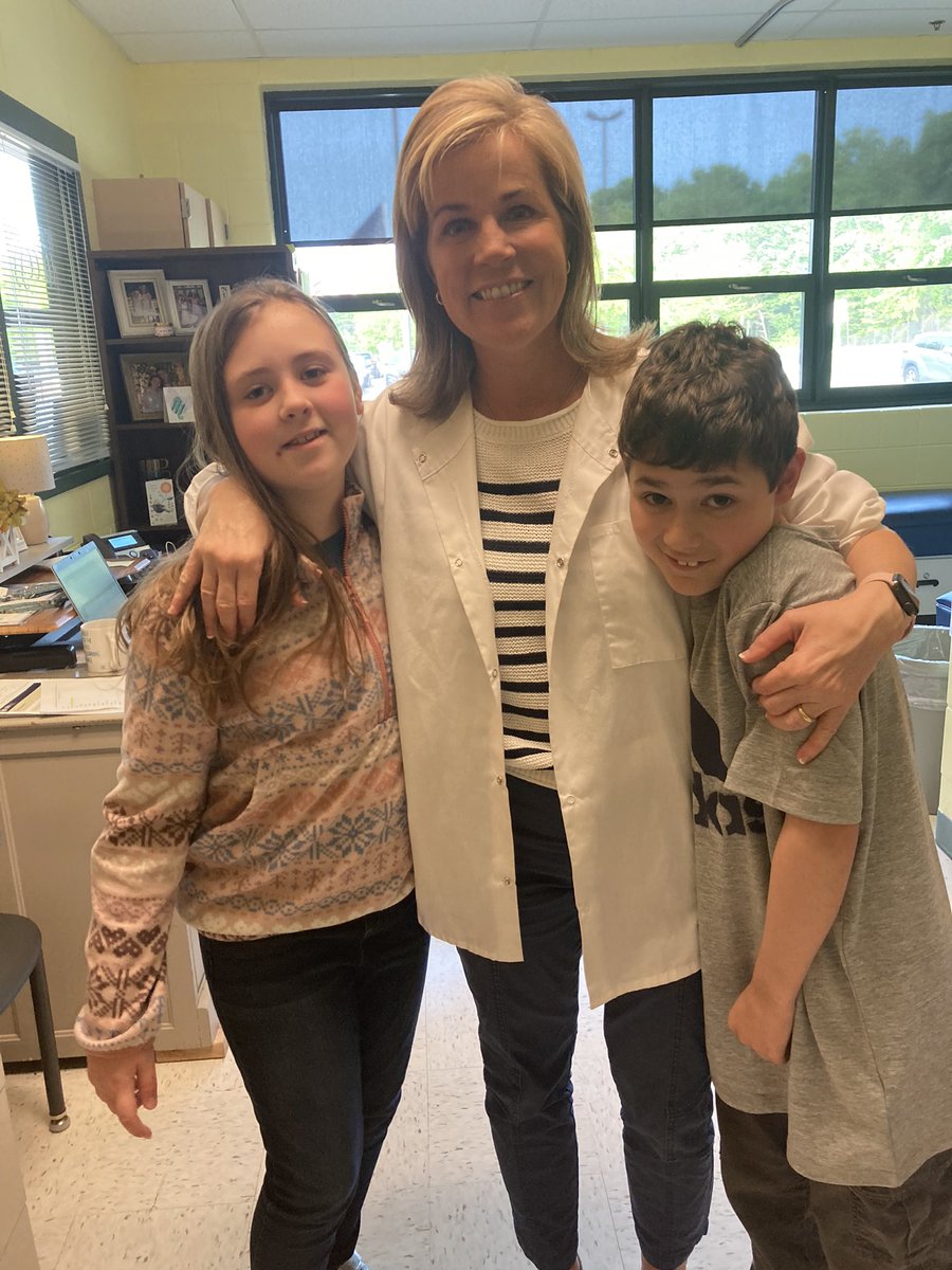 swmckeogh's tweet photo. Happy Nurses Day! Thanks for all you do for us Nurse Beth ❤️ @WearePACEWest https://t.co/csyDczDK9F