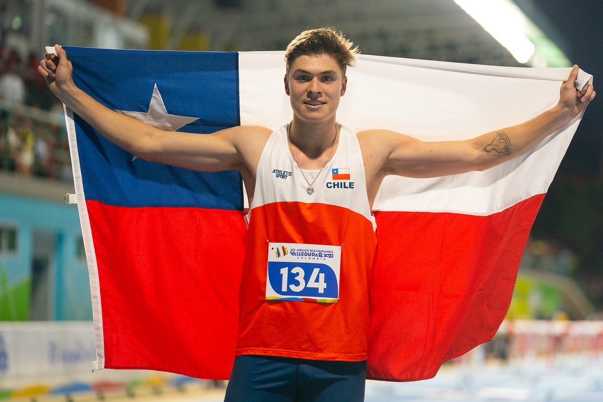 santiago2023's tweet photo. 🚨🚨 ¡¡NUEVA ALARMA DE RÉCORD CHILENO!! 🇨🇱🇨🇱🤩🤩👏👏

Martín Saenz volvió a batir el récord nacional de los 110 metros con vallas en el Grande Premio Brasil de Atletismo - Continental Tour Bronce, en São Paulo. 

¡¡El chileno registró la impresionante marca de 13.74 segundos, además de conseguir el bronce!! 

¡Felicitaciones, Martín, nos vemos en #Santiago2023! 👋👋🤩