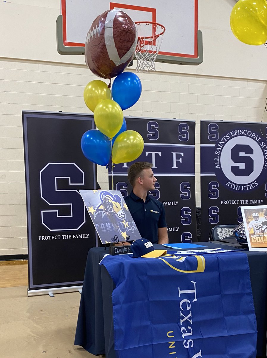 USATX3's tweet photo. Signing day4 @CadeGordon11! Thankful4so many who supported him!Thank u @RiverGordon1 @JhettGordon 4cheering on ur brother.Thank u family and friends❤️.Thank u @asesftw , @PTFFootball,@PTFSaints_BSB…Congrats Cade! Can’t wait 2cheer u on @TxWesFootball 💙💛🏈 https://t.co/wl7vYeUfbu