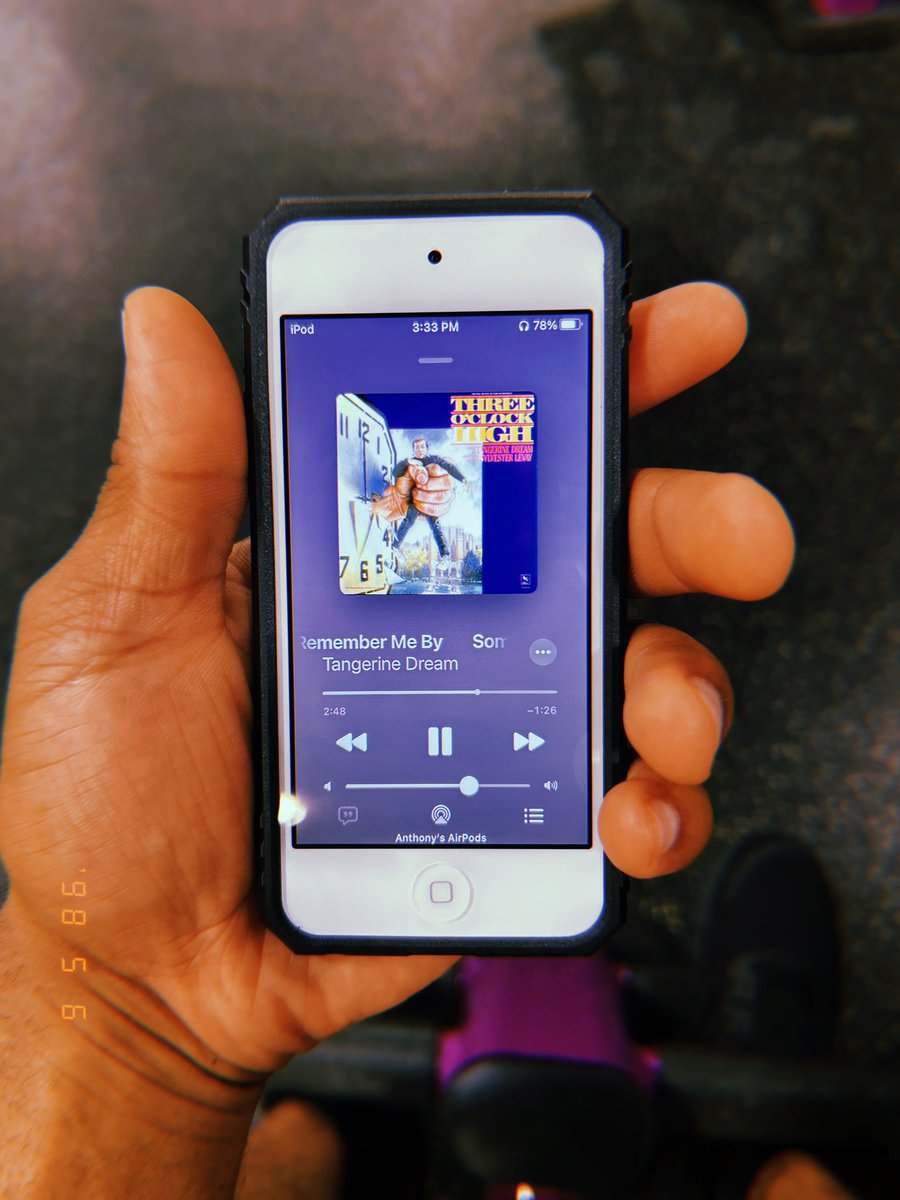 Ant_LostNHorror's tweet photo. A little gym music for the 80s movie fans
#gym #threeoclockhigh https://t.co/Iezg3zfHo6