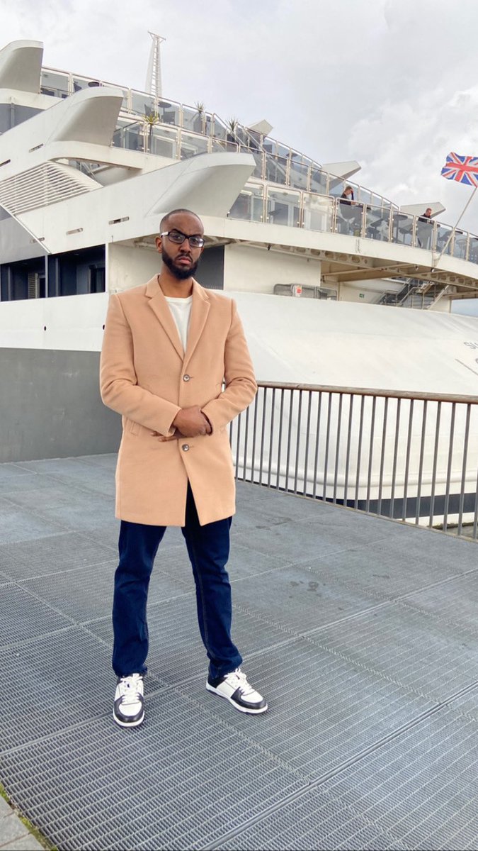 YoungTradeKing's tweet photo. 30th Birthday Yacht Settings 🛥 https://t.co/3WZe0eK3kP