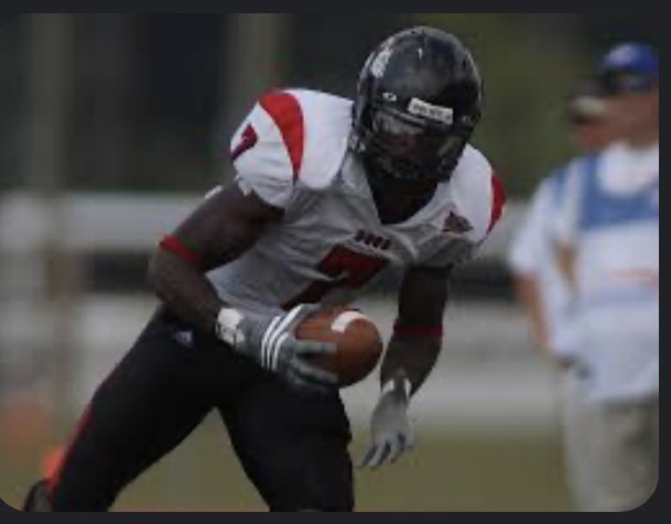 #AGTG After a great conversation with @MCCLAIN_7 I am Blessed to recieve an offer from <a href="/GWUFootball/">Gardner-Webb Football</a> ❤️🤍<a href="/CoachTreLamb9/">Tre Lamb</a> <a href="/GWUFootball/">Gardner-Webb Football</a> <a href="/threat_sports/">Triple Threat Sports Performance inc.</a> <a href="/GldLionFootball/">Shelby Football</a> <a href="/CoachWebb_704/">Adam Webber</a> <a href="/coachemery32/">chris emery</a> <a href="/HighSchoolBlitz/">High School Blitz</a>