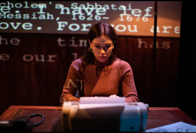 The Retreat ★★ @Finborough | Apr 25 - May 13, 2023
REVIEW: bit.ly/3VUzE3V

With echoes of #NeilLaBute, @TheRetreat2023 addresses a lot of issues, political, professional and personal. It challenges but does it engage?

finboroughtheatre.co.uk/production/the…