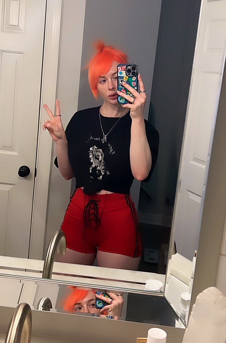 🅱️eowri on Twitter "these thighs getting a lil juicy"