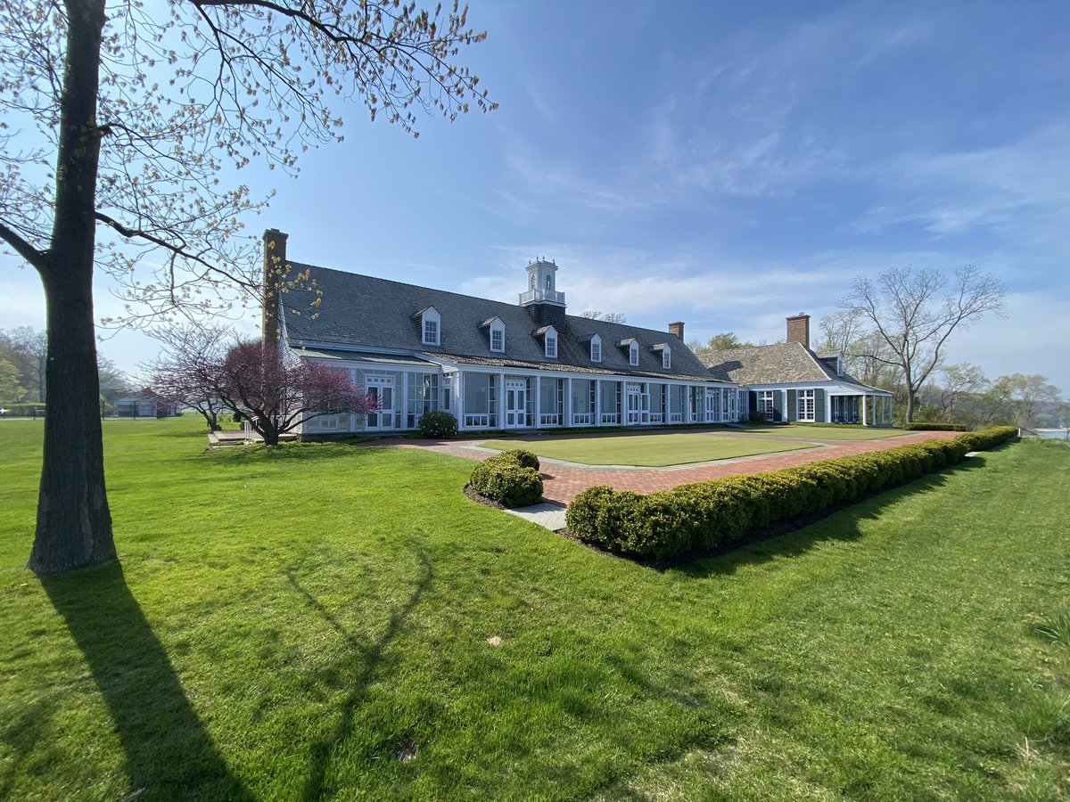 Got to spend Sunday, Seth Raynor’s birthday, at his masterpiece, Shoreacres. Wow…one of the most walkable courses anywhere, incredible use of the natural ravines, fantastic green complexes, and a laid back golden age vibe. @AdamLemons