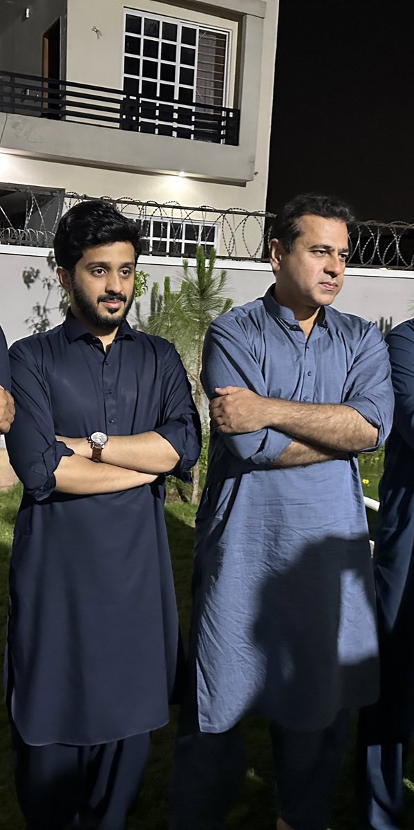 ShahabSpeaks's tweet photo. Imran Riaz Khan arrested! https://t.co/c7WNI1tV06