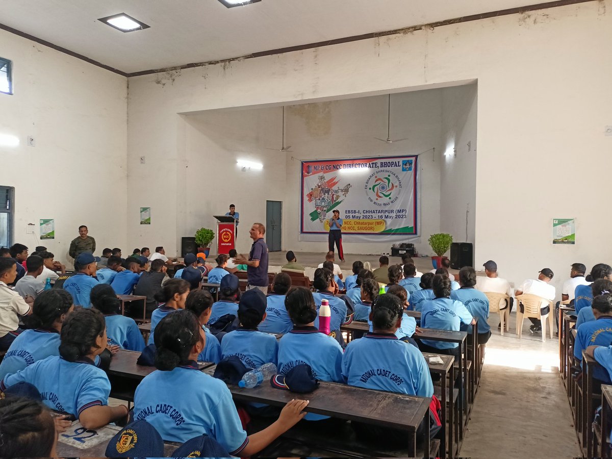 Ankit__2507's tweet photo. EBSB @25mpbnnccchhatr conducted Intergroup Solo Singing Competition Cadets participated
in the event enthusiastically
@HQ_DG_NCC @NccDteMPCG 
#EBSB
@JansamparkMP https://t.co/Bbb84ZTkXw