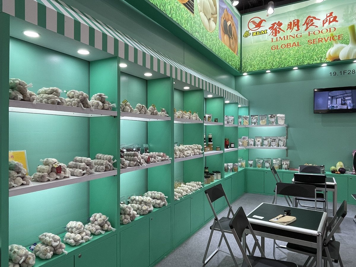 ChinaGarlic33's tweet photo. Last week--Canton Fair--Liming Food--Your garlic supplier
Whatsapp: +8617327650397 Email:theresa@limingro.com
#freshgarlic #garlic #garlicflakes #garlicpowder #garlicinbrine #blackgarlic https://t.co/ltBUO2ffG0
