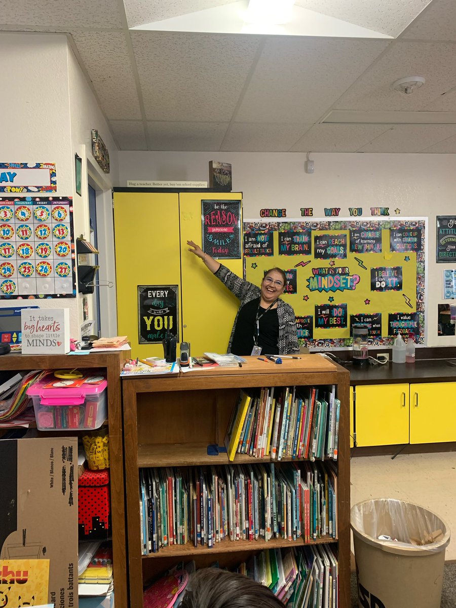 JennieChavez15's tweet photo. Ms Davis and Ms Guebara’s class enjoyed having the principals come in today to find their camouflaged butterflies and chameleons they hid during their science lesson. @EctorCountyISD @NoelLonghorns https://t.co/ZEIEAZ3fM1