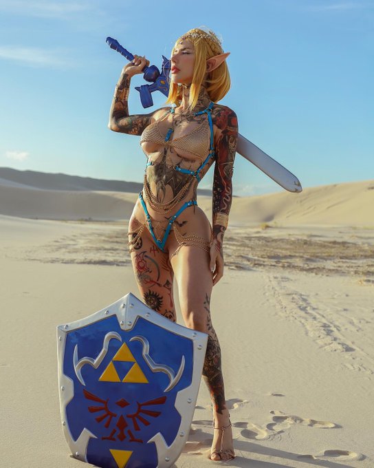 Excited for the new Zelda? https://t.co/nbH2hayMOq