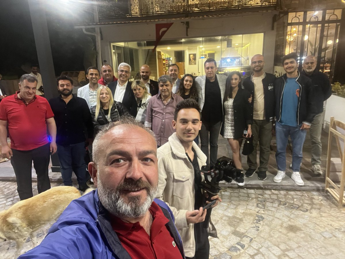 Hasan SELİMOĞLU (@hsn_selimoglu) on Twitter photo İzmir’de sayın milletvekilim @SalihUzunTDV seçim kampanyasında son gecem . Kampanya boyunca çok güzel dostluklar biriktirdik sayın hanımefendi Gamze Uzun’a <a href="/Nur__KAAN/">Nur KAAN.</a> <a href="/dilber_gurkan/">Gürkan DİLBER 🇹🇷</a> <a href="/bakimert_/">Baki MERT</a> Berke Şahin , <a href="/mimarozandmrbs/">Ozan Demirbaş</a> İlhan ,Ceyhun ve Hacı abi ayrıca bizleri daima kampanya İzmir’de sayın milletvekilim @SalihUzunTDV seçim kampanyasında son gecem . Kampanya boyunca çok güzel dostluklar biriktirdik sayın hanımefendi Gamze Uzun’a <a href="/Nur__KAAN/">Nur KAAN.</a> <a href="/dilber_gurkan/">Gürkan DİLBER 🇹🇷</a> <a href="/bakimert_/">Baki MERT</a> Berke Şahin , <a href="/mimarozandmrbs/">Ozan Demirbaş</a> İlhan ,Ceyhun ve Hacı abi ayrıca bizleri daima kampanya