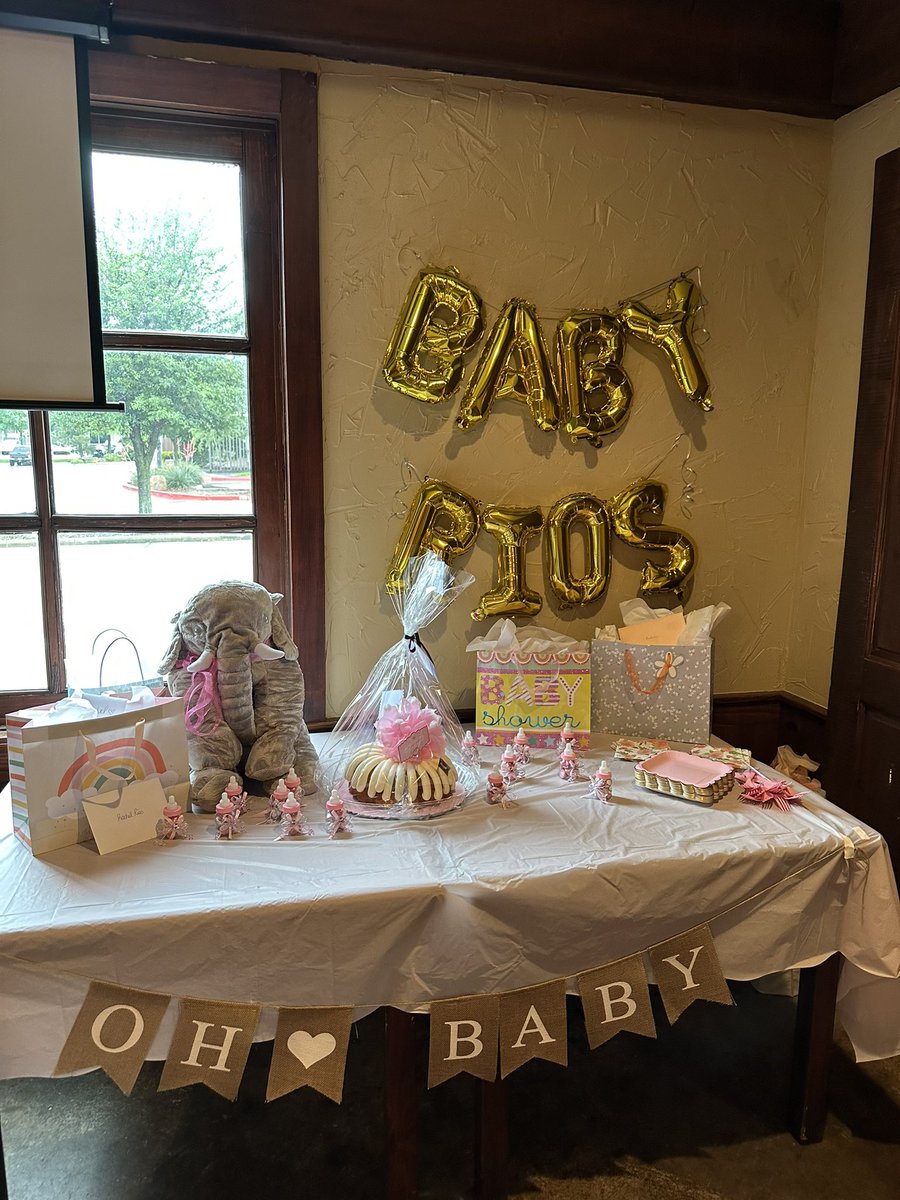 We had so much fun celebrating Baby Girl Rios today! Congratulations <a href="/Rachel_Bahl/">Rachel Bahl</a>! 💗🎀🌷