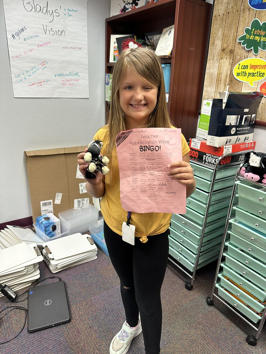 We had our first BINGO winners at <a href="/VillasElem/">Villas Elementary</a> today as students work hard to show their love and appreciation for our amazing teachers and staff! <a href="/LeeSchools/">School District of Lee County</a>