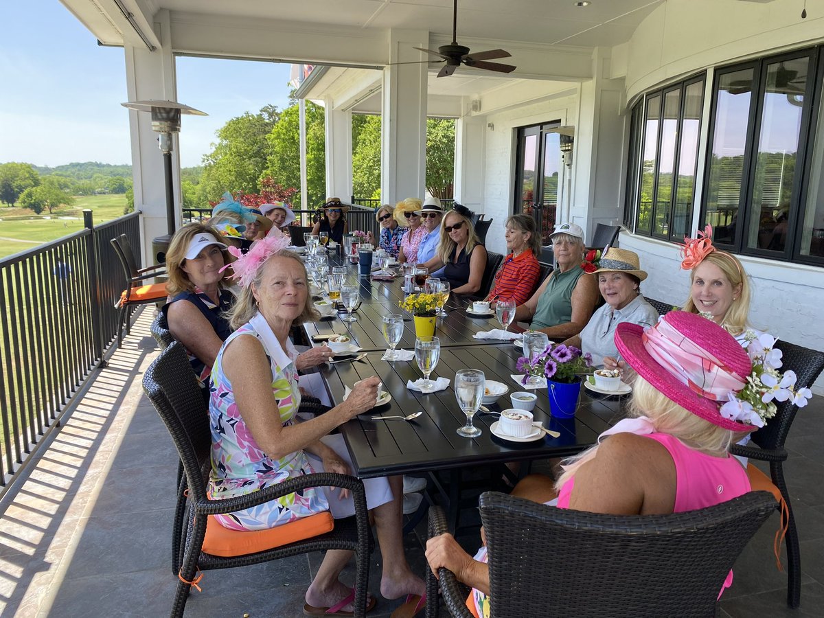HHCC 18-hole ladies group had their “Off to the Races” event today! GREAT weather, GREAT golf &amp; GREAT hats!! ❤️⛳️🏌🏼‍♀️👒🐎 
#HolstonHillscc #McconnellGolf #LadiesGolf #Golf #GolfLife