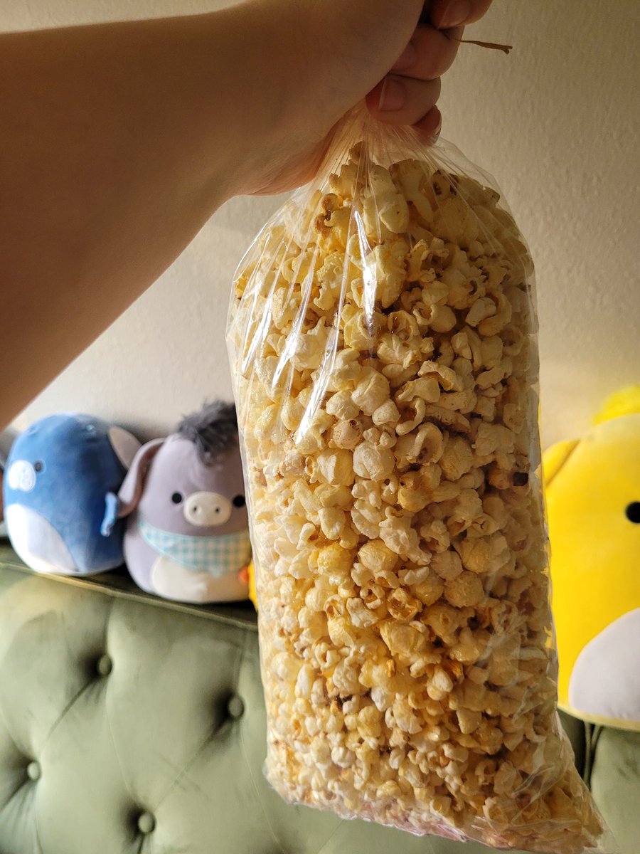Farmer's market season is back on which means it is kettle corn season once more.