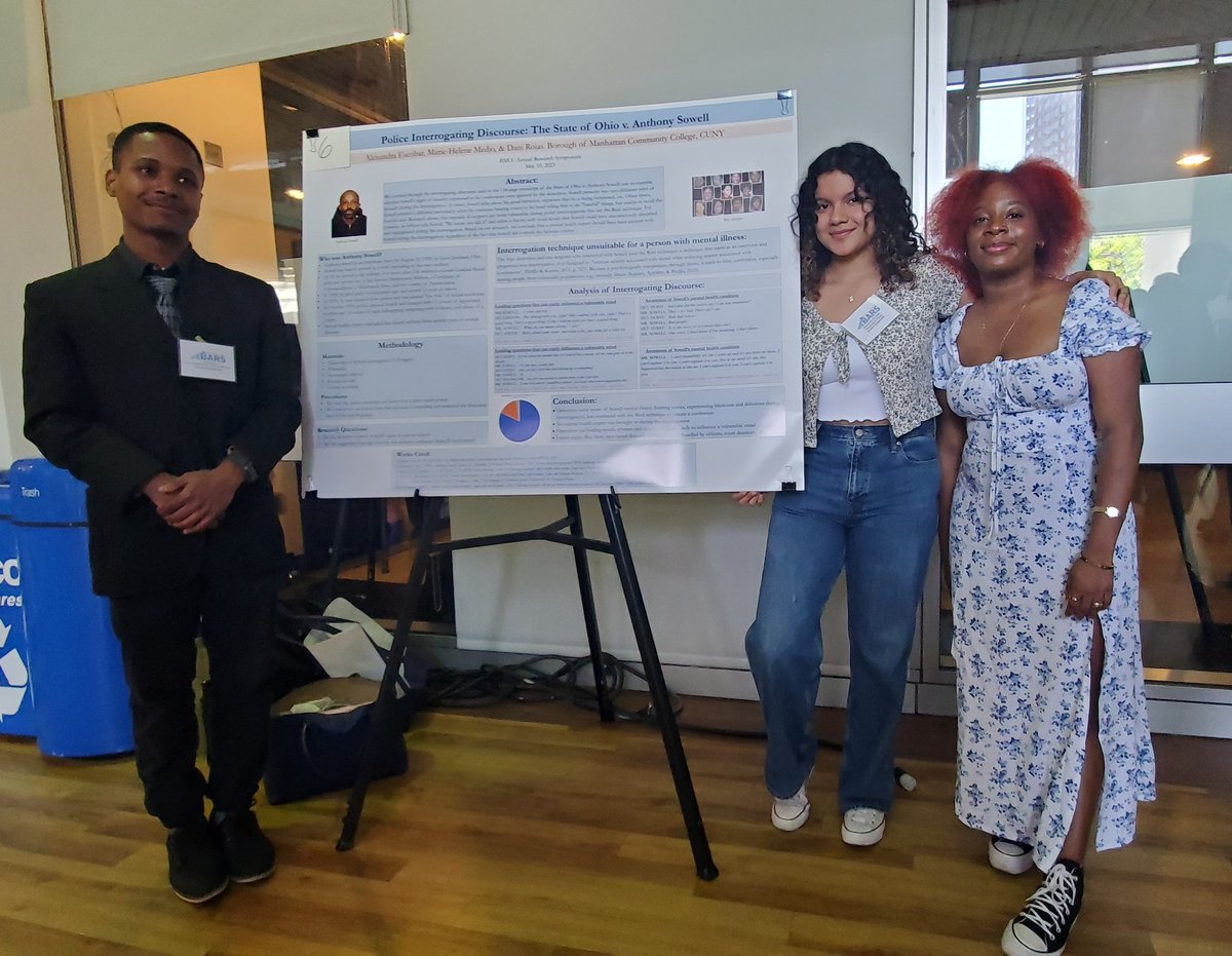 BandiRao's tweet photo. Alexandra, Marie-Helene and Dani from my Forensic Linguistics class presenting their poster at #BMCCBARS2023 @bmcc_cuny
"Police Interrogating Discourse: The State of Ohio v. Anthony Sowell" https://t.co/ZnqtpI9T1e