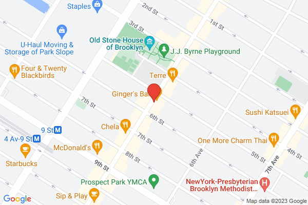 Reported_NYC's tweet photo. The driver Z33RGJ blocked the bike lane near 359 5th Ave on May 10. This is in Brooklyn Community Board 06 #brooklyncb6 &amp; #NYPD78. #VisionZero #BlockedBikeNYC https://t.co/PzRQeypn78