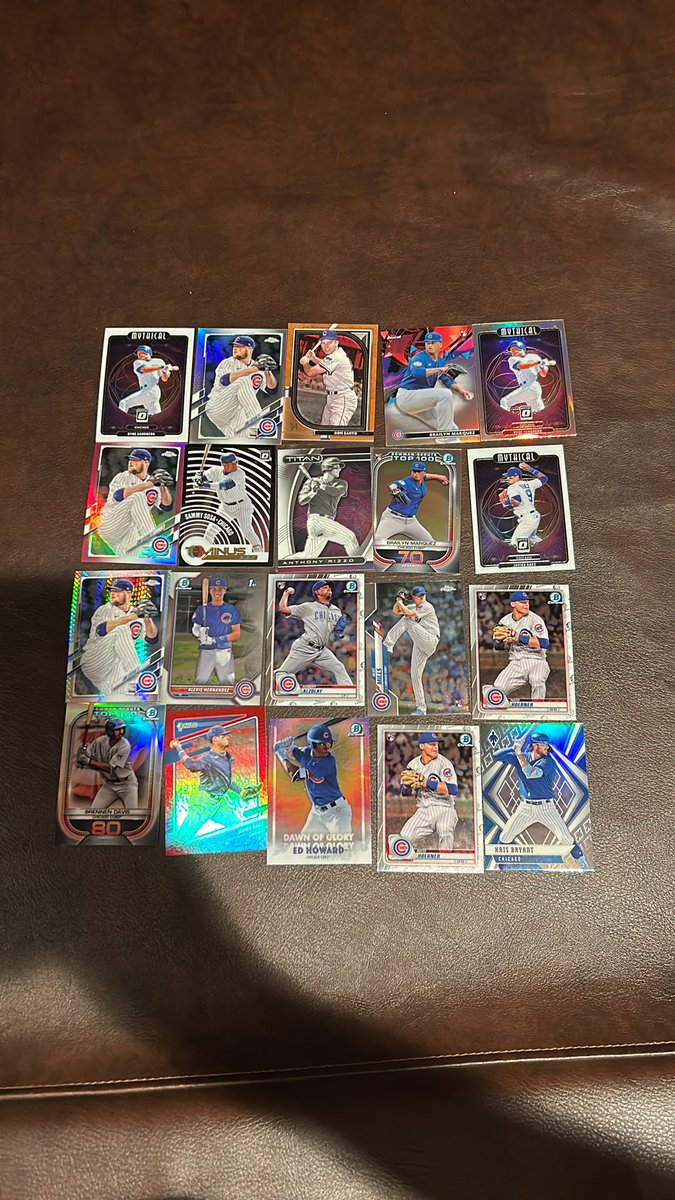 castlecardbreak's tweet photo. Team lot tester. 20 card Chicago Cubs lot $10 BMWT https://t.co/AtexB7xry4