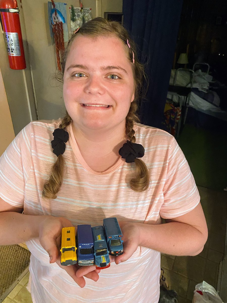 AshleyDeMoss6's tweet photo. My friend Michael Richard Jones who lives in the UK, gave me the wonderful gift of a custom Matchbox Piper! I love it so much! The other buses are also great! I love the Thomas busπ #ToySchoolBuses #Customs #CustomBuses #SchoolBuses https://t.co/AjCuV9MGi2