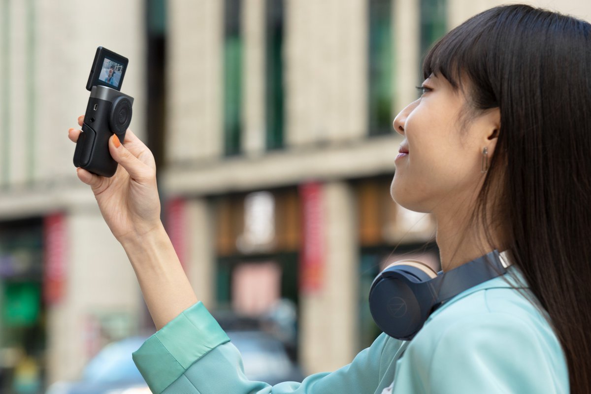Canon New Zealand tweet media