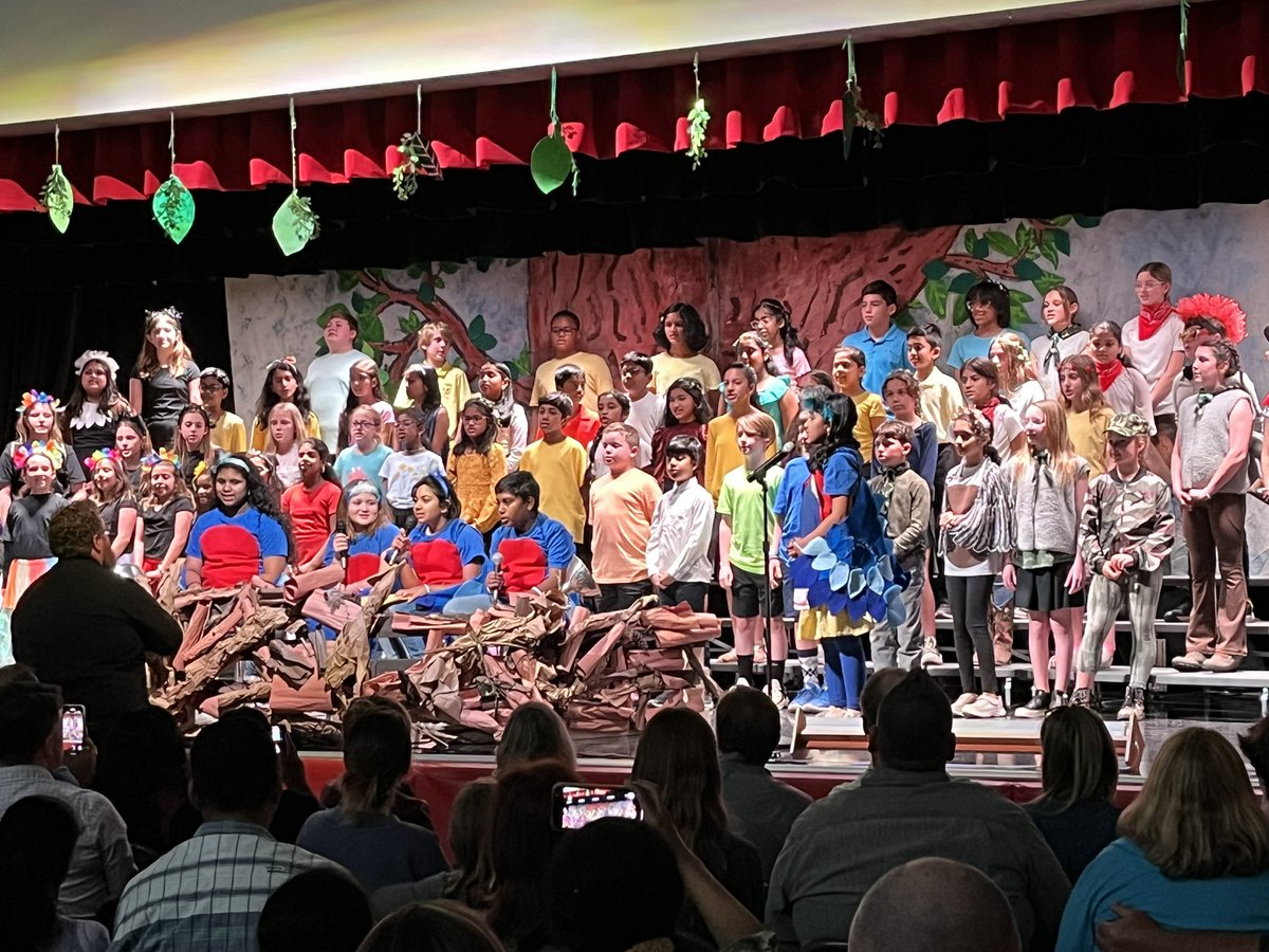 Great performance of Tweet tonight. Congratulations Chorus and Mr. Klingler!
