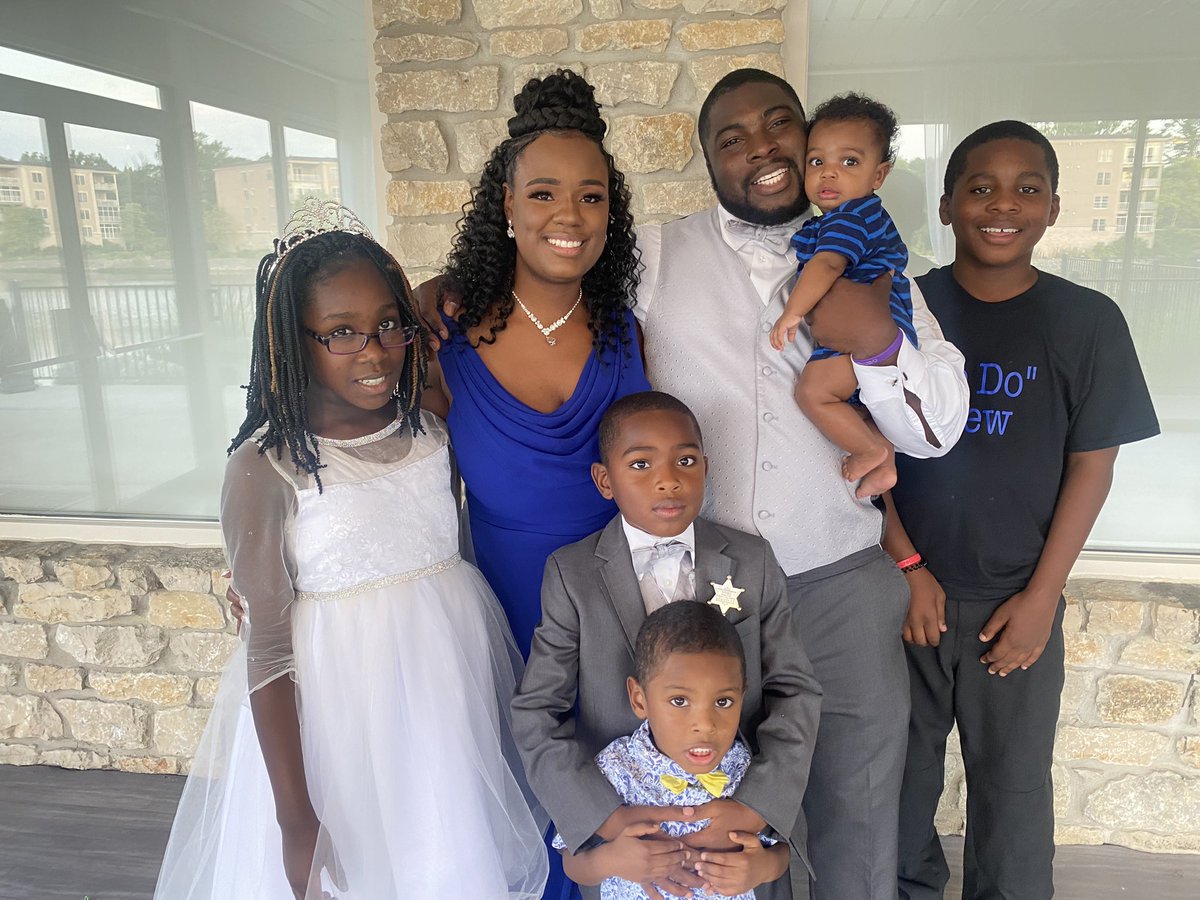 Congratulations to one of our own.....and now..... our NEW.... Assistant Principal, Dominique Thompkins!! 
She's an amazing fit with our school and we are so very excited about her promotion. GO EISENHOWER!!!