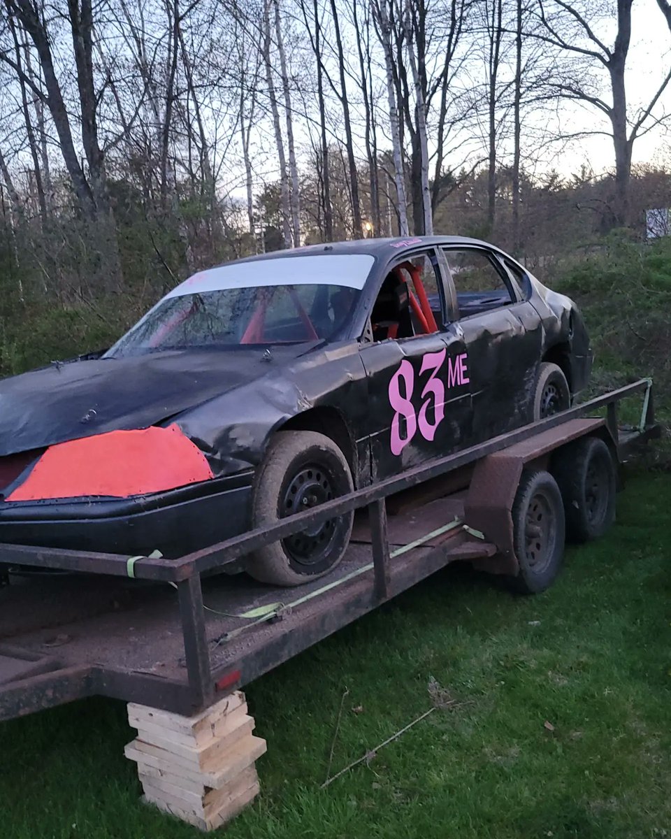 HcsMotorsports's tweet image. On Friday, we had back to #theplacetorace @StarSpeedwayNH for another night of racing action! Along with Doug in his 83ME Wildesigns  TO2GOSHOW 6 shooter, we will be joined by Turcotte Racing with Jeffrey Turcotte in his 54 Crowells Towing MLM Dianostics Pure stock.