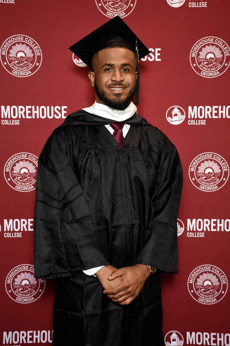 keandreturner's tweet photo. First-Generation College Graduate ✅ #MorehouseAlum https://t.co/ufwL4MjD3h