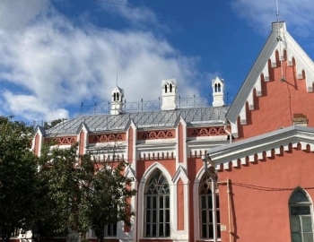 Library Journal tweet media