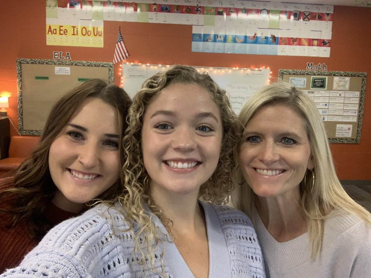 mrsdennis4th's tweet photo. Congratulations to these two amazing first year teachers!! They completely ROCKED year #1 and I couldn’t be prouder to be their teammate and friend! Way to go ladies!! Your students are some very fortunate kids!! @MsJohnson4thgr @MissSteward4 #smsdrookieoftheyear https://t.co/PPokt3Lr1J