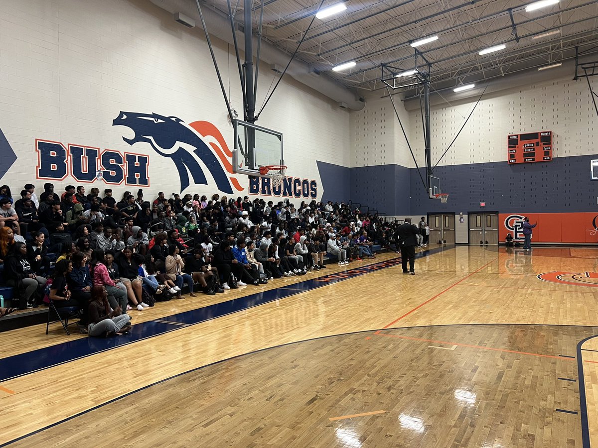 BHS_BroncoHoops's tweet photo. Today was a day!!!
A lot of love and support shown by our @BHS_Broncos today. We appreciate y’all supporting your peers, friends, teammates, classmates.
#BushWay https://t.co/dIHkPdPbyn