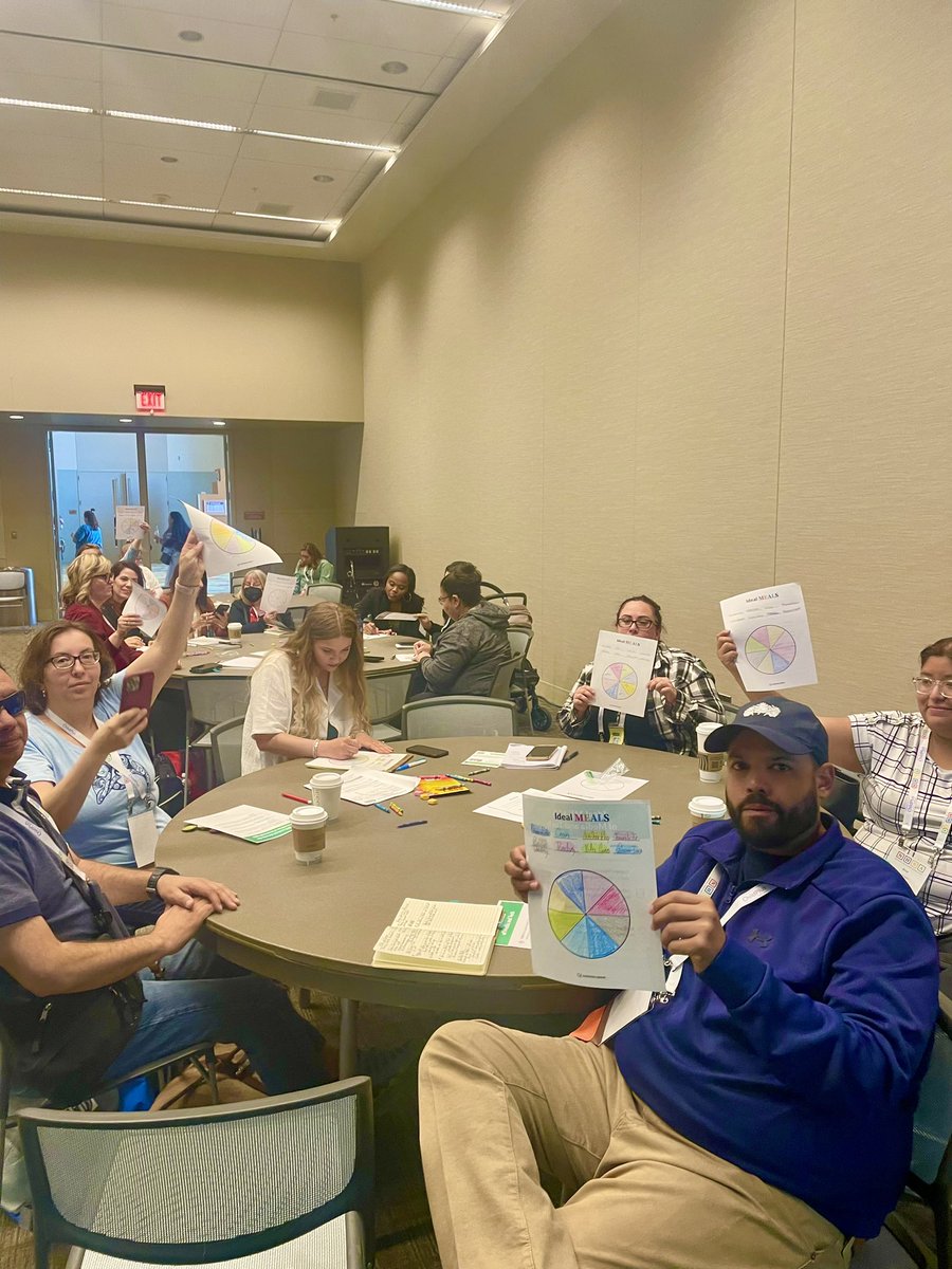 What an honor to represent <a href="/CommonSense/">Common Sense Media</a> at <a href="/NatlHeadStart/">National Head Start Association</a> #NHSA23 &amp; share <a href="/CommonSenseEd/">Common Sense Education</a> #earlychildhood toolkit to support young kids thrive in today’s digital world. Ty #headstartheroes! You are the best! #mediabalance #sel #digcit #executivefunctioning  #morganfamilyfoundation