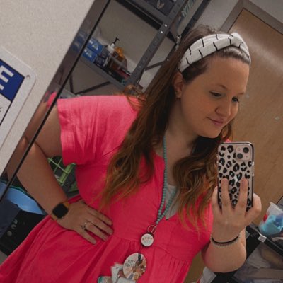 AlysonFarnell's tweet photo. #NewProfilePic https://t.co/TtdXkqDUGx