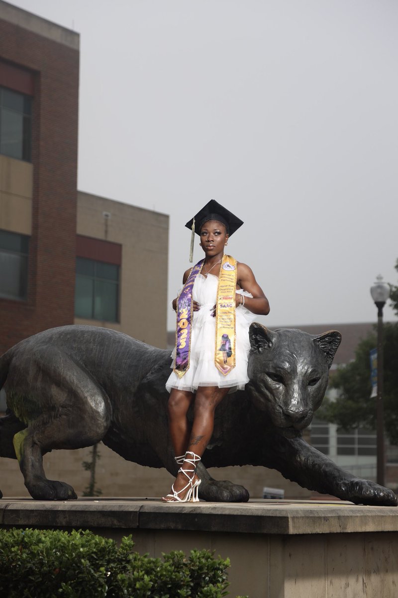 Replaced my crown with a cap 👩🏾‍🎓👑🍾 
#pvamu23 #pvgrad #HBCUGrad