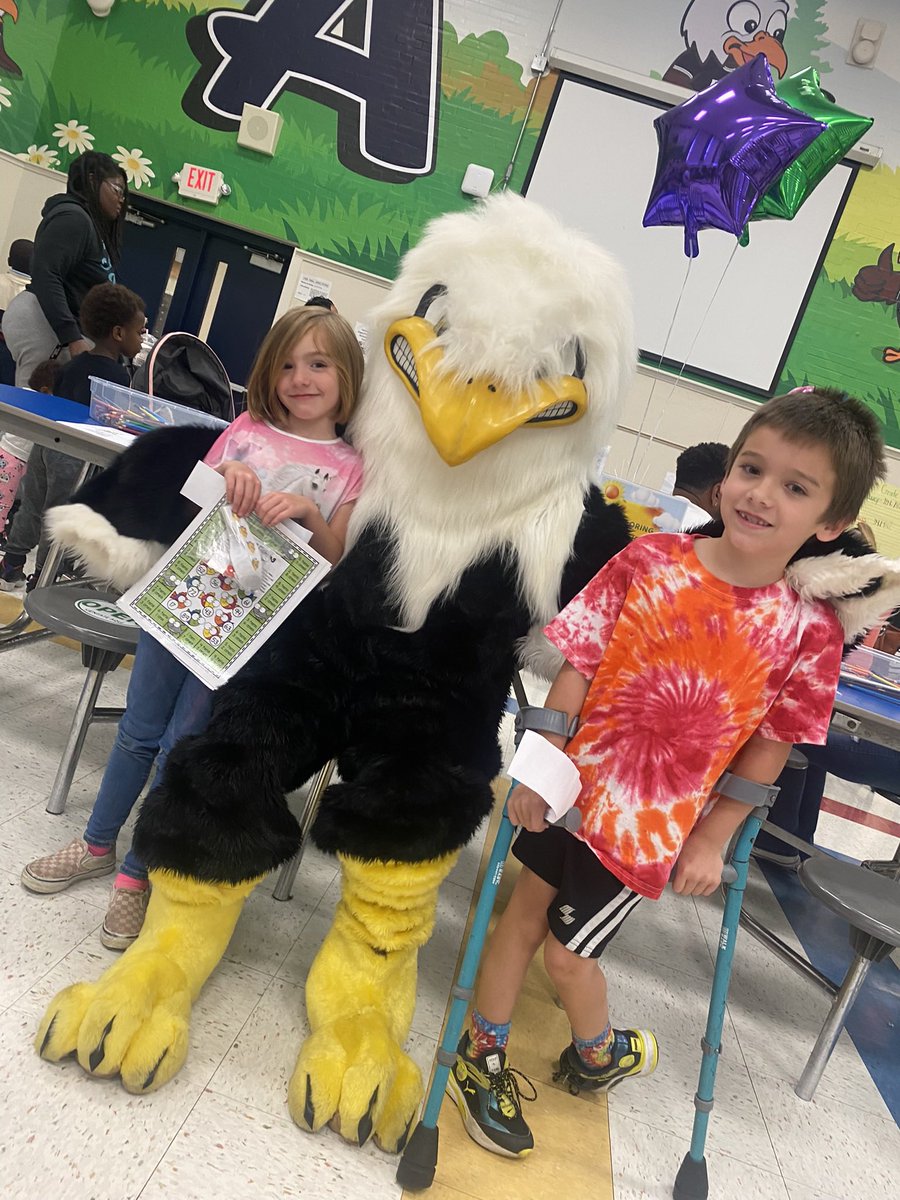 Our Math and Wellness family night was a success! We enjoyed seeing all families join us for an evening of math activities taught by our teachers and wellness strategies and healthy foods from our Wellness committee.

<a href="/RedClayCafe/">J Farrand</a>  <a href="/RedClaySchools/">Red Clay Consolidated School District</a> <a href="/UnitedWayDE/">United Way Delaware</a>