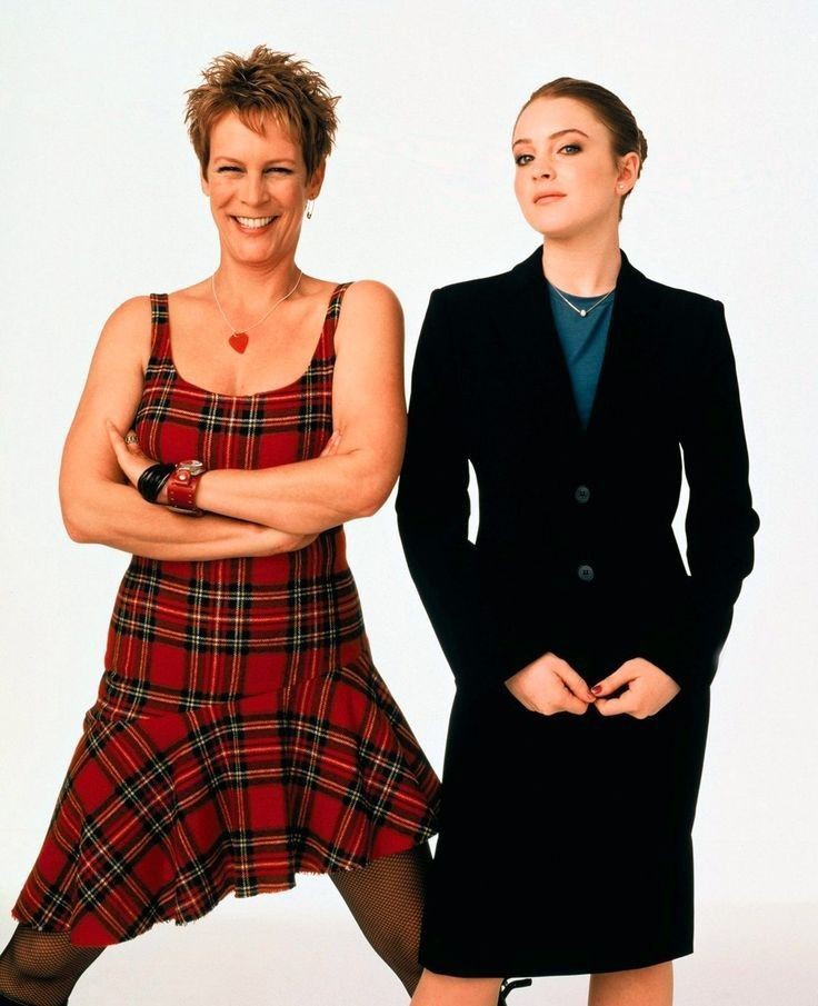GeekTeen10's tweet photo. ATENÇÃO GERAÇÃO DOS ANOS 2000🚨🚨

Após 20 anos de muita espera, a  #Disney confirmou uma sequência de "Sexta-Feira Muito Louca", com Jamie Lee Curtis e Lindsay Loran. https://t.co/50u3osiV4o
