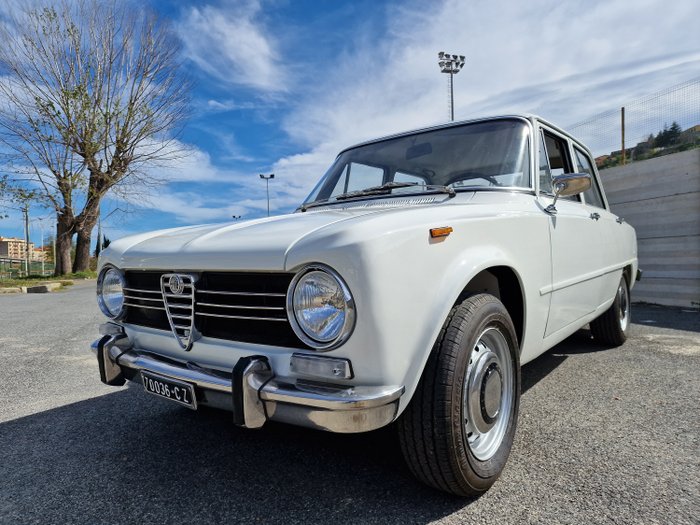 astepregiate.online/l/69710213/tw?…
Alfa Romeo Giulia 1.3 TI modello prima serie con pedaliera bassa, Vettura recentemente terminata fine restauro febbraio 2023, interamente restaurata maniacalmente da carrozzeria specializzata in restauri di auto d'epoca, par...