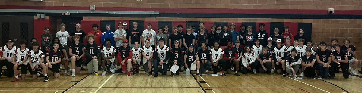 MCFBRiverhawks's tweet image. Looking forward to these 8th graders joining the high school team this summer! Also very proud of the leadership shown by the upperclassmen backing them.  #wingsup