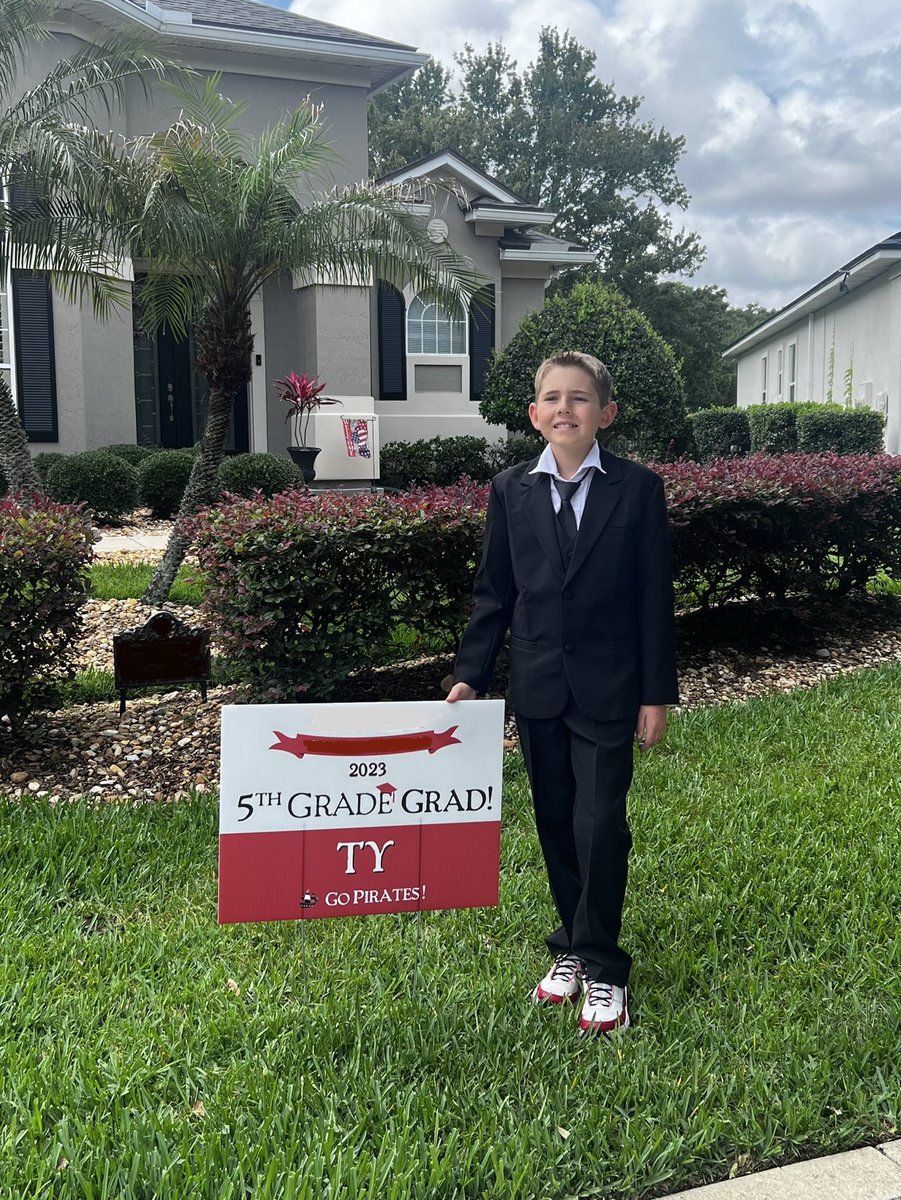 Jennifer Hoane tweet media