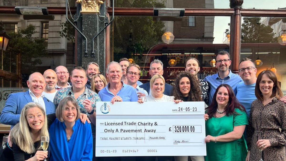 🎉🍻 Last night, we had a blast hosting Pedalling for Pubs reunion party. Not only a celebration of our team's accomplishments, but also an opportunity to give back to Only A Pavement Away and Licensed Trade Charity. Together, we raised £320,000! 😊✨💛 Help us to help others!💛
